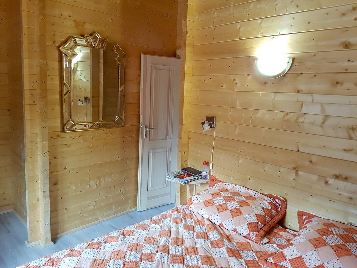 Chalet Au Domaine De La Goujonne Saint-Sauveur-les-Bray Экстерьер фото